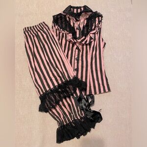 Vintage Blacklist outfit